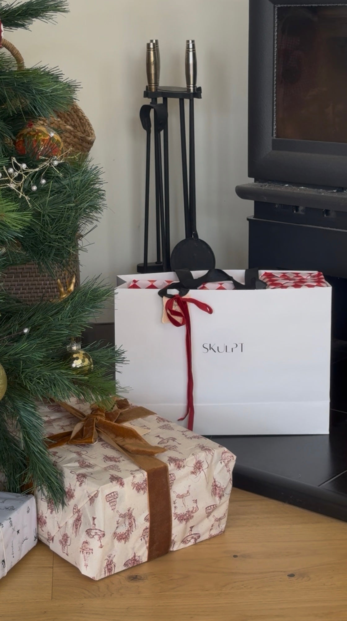 Christmas Gift Wrapping